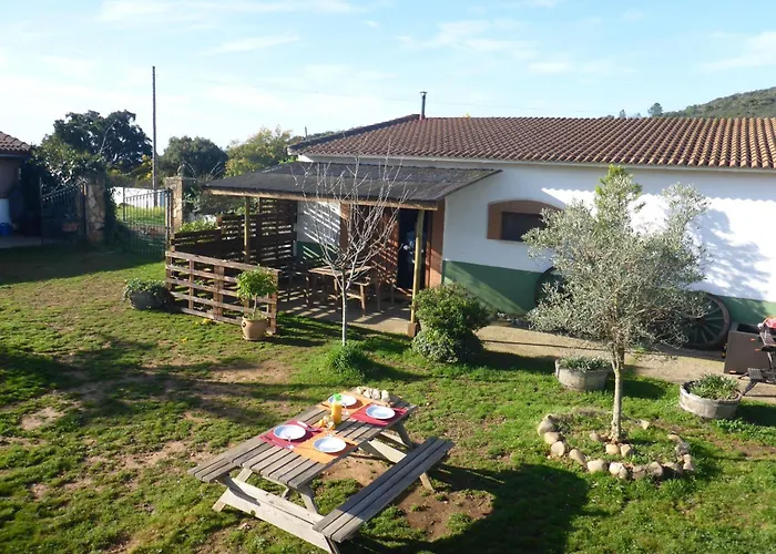 El Chorrillo Mit Gemeinschaftlichem Pool By Interhome * Алькуэскар